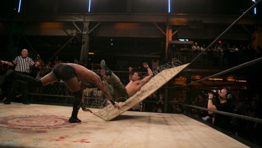 ULTIMA LUCHA TRES – PART I on El Rey Network